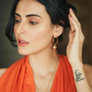 Mandana Karimi Instagram - Orange is a Color of liberation,from the pains of hurtful love and inner insecurities . To ‘ channel orange ‘ is to truly be free, To be YOU . 
.
.

Dress- @julyissue_online 
Earrings- @zohra_india
Necklace- @tanzire.co 
Bag- @zara

 

Styled by @anshikaav
Assisted by @anushaaaaaa10
Production by @socialfabric_
Hair & makeup by @charllotewang_hmua
.
.
.
.
.
.
#mandana #mandanakarimi #photography #shooting #fashionphotography #photoshoot #bollywoodfashion #collaboration #lifestyle #explorepage #bollywoodactress #bollywood #luxurylifestyle #fashionmodel #model #portraitphotography #makeup #styling  #bollywoodactress #modelling #photooftheday
#shoot #portrait #fashion #ootd #bollywoodlife #fashionshoot  #bollywoodupdate #indoorshoot