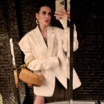 Mandana Karimi Instagram - Weekend 🧿🌸 Thank you for the jackets @abhishek_gaherwar @istitutomarangoni_mumbai Mumbai - मुंबई