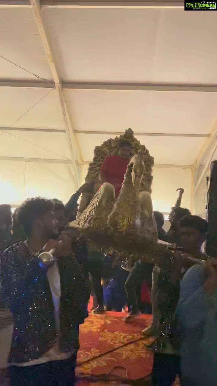 Mangli Instagram - The amount of love that you guys have given despite knowing the fact itself shows your large heartedness.🌺Thank you very much Arjun Janya Sir for everything. Humbled and will be forever indebted to my Kannada Bandhugalu.❤️ u srirangapatna🙏🏻