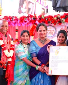 Mangli Instagram - This is HISTORY! For the first time ever in the history of Telugu music, I’ve been bestowed upon the honour and privilege to have performed at the World Famous “Times Square” @ Melting Pot of the world,  New York City. I would like to take this opportunity to thank the Hon’ble @nycmayor Eric Adams Sir, #TANA president #anjayya Chowdary garu,TANA cultural chair @sirisha tunuguntla , TANA past president @jay talluri Deputy Commissioner@dilipchauhan sir, @peoplemediafactory #tg vishwaprasad garu & my heartfelt gratitude to @ujwal_kasthala garu for putting all of this together. Forever & ever grateful. 🙏

#mangli #timesquare #Nyc #nyctimessquare #telagana #anasuya