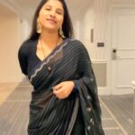 Mangli Instagram - Wear black..Black vibe’s 🖤🖤🖤 Beautiful Outfit:@samathachowdary