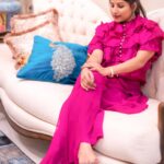 Mangli Instagram – Everything is better in pink 💖💖

Outfit : @dahlia_label
Jewellery : @jewelleryatwholesale

#Mangli  #Telangana  #AndhraPradesh  #FolkQueen #TelanganaSongs  #janapadam #India  #Fashion #Beauty #queen #Hyderabad #Banjara #MangliSinger  #MangliSongs #Folk #insta #InstaReels #Traditional #DBoss #SarangaDariya