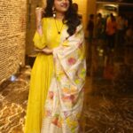 Mangli Instagram - Being happy never goes out of style. Outfit @tritiyadesigns Jewellery @houseofqc Stylist : @rishi_chowdary #Mangli #Telangana #AndhraPradesh #FolkQueen #TelanganaSongs #Hyderabad #Banjara #MangliSinger #MangliSongs #InstaReels #Traditional #sarangadariya