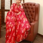 Mangli Instagram - A red dress gives the confidence to walk out, the freedom to live and the power to conquer Outfit : @labelsaras Jewellery : @aira_glam_studio #Mangli #Telangana #AndhraPradesh #FolkQueen #TelanganaSongs #janapadam #India #Fashion #Beauty #queen #Hyderabad #Banjara #MangliSinger #MangliSongs #Folk #insta #InstaReels #Traditional #DBoss #sarangadariya