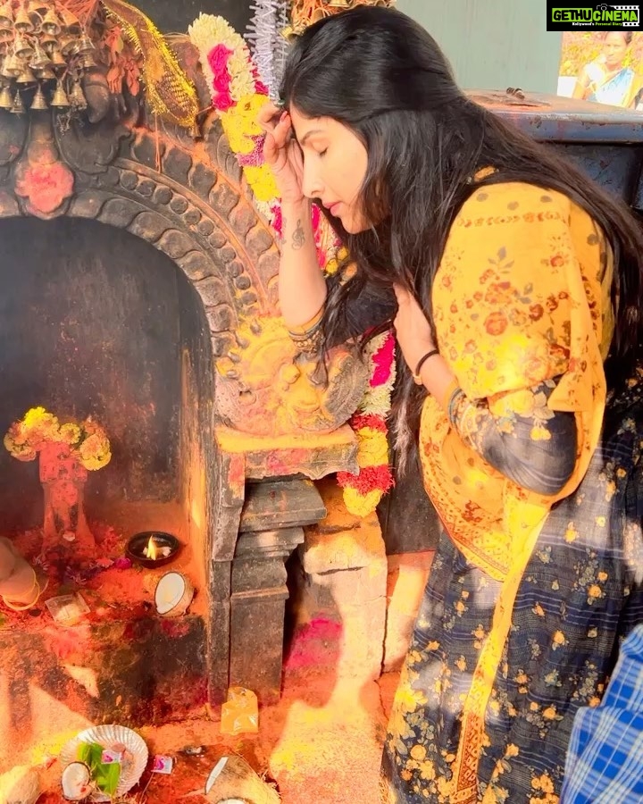 Mangli Instagram - Took the divine blessings of Lord Sri Venkateswara at Tirumala.feel very lucky to have had a special darshan of the Lord๐๐ป Jai sriram ๐ฉ