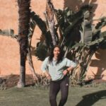 Manisha Eerabathini Instagram - Literally shot this on my way to the airport to go back to India! Hyderabad, here I come 🍲 ❤️ Choreo: @ubdcommunity @priya_ubd #JimikkiPonnu #JustForFun Back To Hyderabad