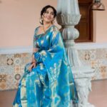 Manisha Eerabathini Instagram - Andhariki Sankranthi Subhakankshalu 🌾 Saree: @aariah_by_sabbineni Photographer: @lakshmikanthyeluguri Makeup; @maskmakeupartist