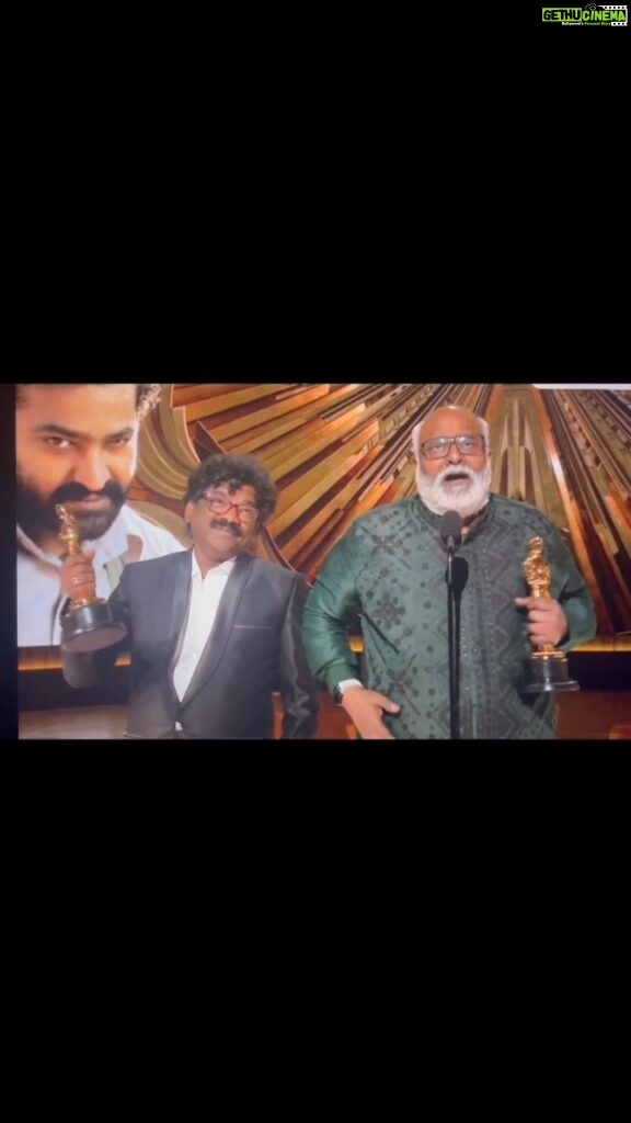 Manisha Eerabathini Instagram - What a time it is to be a Telugu-speaking person. To hear Telugu sung on the Oscar stage is literally mind boggling. 🤯 @mmkeeravani_official sir you are a legend and this speech was everything and totally you 😭 @sipligunjrahul and @kaalabhairava7 you guys killed it on stage 🔥 congratulations to to the main man @ssrajamouli sir for making this film 🙏🏻 & congrats to @jrntr sir @alwaysramcharan sir @boselyricist sir @premrakshith_choreographer sir @jevannn_jb_music garu @siddharthsalur Wow. Honored to know these talented people - makes me believe anything is possible. Oscars