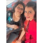 Mannara Instagram - Meeting mommy after 4 months @kaminichoprahanda #conversations #laughter #travelupdate #daywellspent❤️ #indialove #delhilife