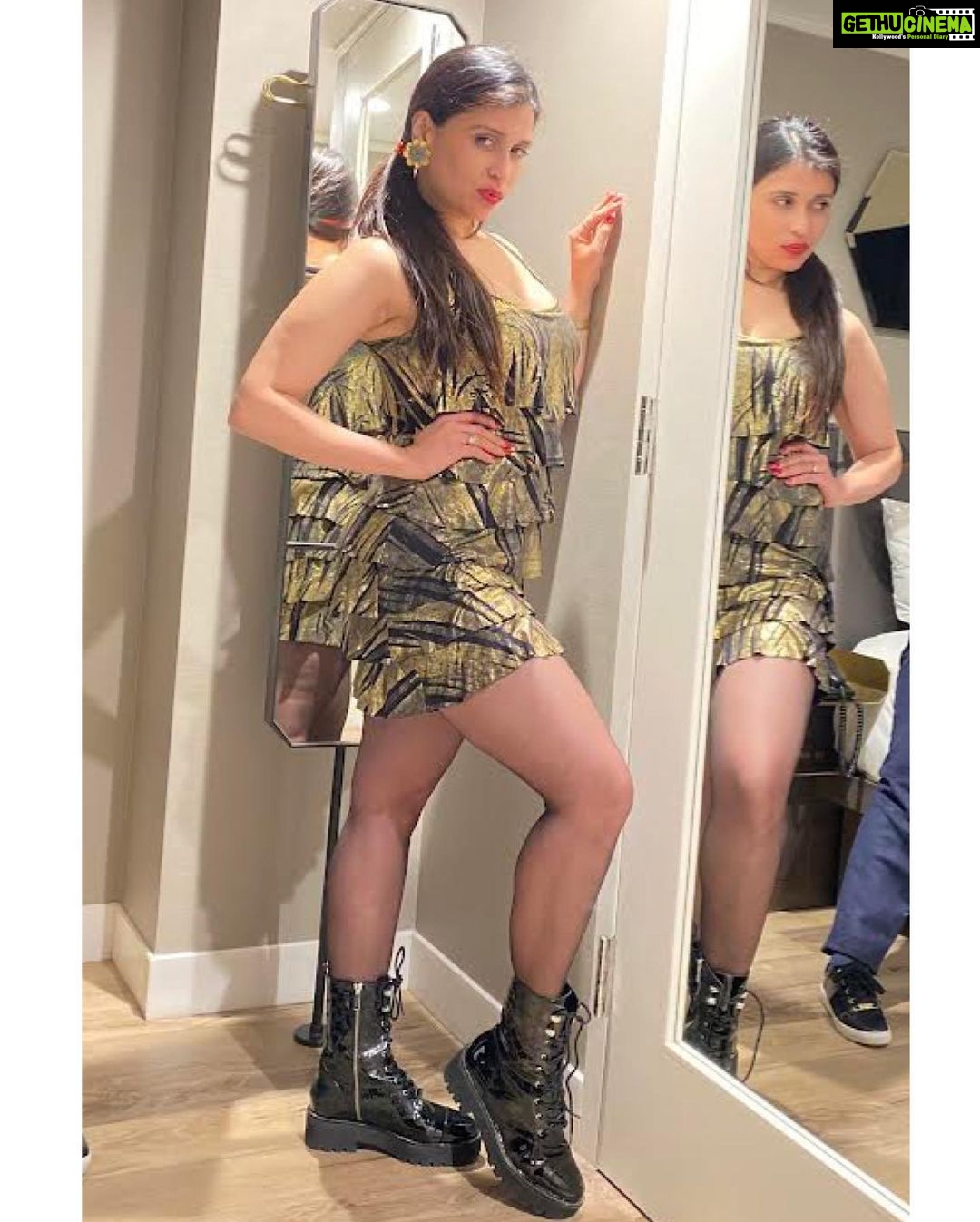 Mannara Instagram - The trip wouldn’t be complete without a visit to #sona . All dressed up to dine at @sonanewyork Wearing :- Dress- @michaelkors Boots - @michaelkors Clutch - @louisvuitton Watch - @coach Styled by @vimlaakhouri Clicked by @drmadhuakhourichopra SONA