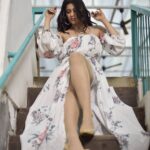 Mannara Instagram - Freedom is being you 💫🧚‍♂🆓 ⭐️ ⭐️ ⭐️ ⭐️ ⭐️ Photoshoot management @whiteantelope__ Styled by @rimadidthat Outfit : @houseofreeofficial Photographer : @rk_fotografo Edit by: @rk_fotografo Photoshoot Hair: @makeupartistry_nayna Photoshoot MUA: @monteiro.beauty.makeup Location: @lovenlatte Accessories @goldenbyree
