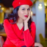 Mannara Instagram - #nahonatumsedoor ❤️ 🎵 The wait is over ,it’s time to fall in love again #nahonatumsedoormusicvideo Link in Bio 🔝 Mumbai, Maharashtra