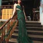 Mannara Instagram - Chic happens!! 🌟 🌟 🌟 Styled by @rimadidthat Gown @majesticbyjapnah Earrings @goldenbyree Photography @anujmalkanphotography Muah @_makeover_by_sana_ @ms_renu__6_ Location @1522inmumbai