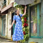 Mannara Instagram - #undermyumbrella ☔️💃🎼