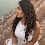 Mansi Srivastava Instagram - 🤍🤍 Styled by @shitalpatelsp 🤍