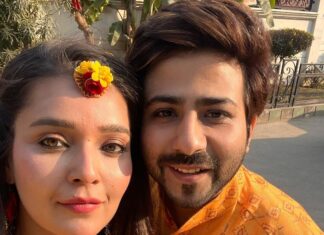 Mansi Srivastava Instagram - बहन की हल्दी 🌻 Outfit by @sonia_verma_fashionista Pr by @publiquedom
