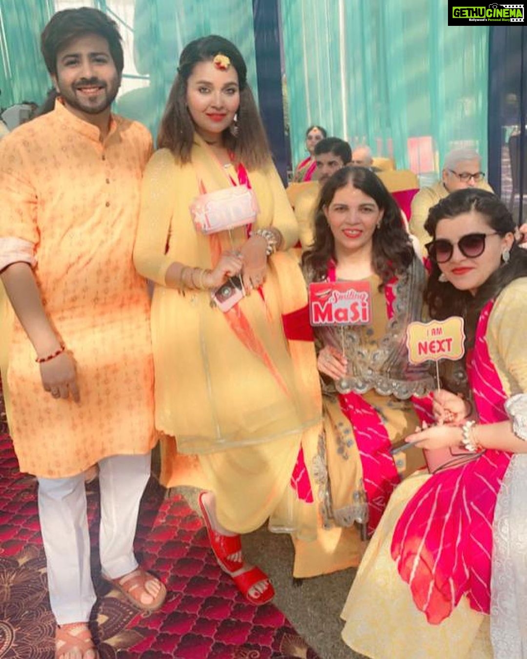 Mansi Srivastava - 50.3K Likes - Most Liked Instagram Photos