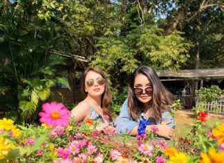 Mansi Srivastava Instagram - Home 🏡 away from home With @saffronstays 📍 Casa de Familia, Karjat Sharing some precious moments from the #crazytrip 🐒😃😽
