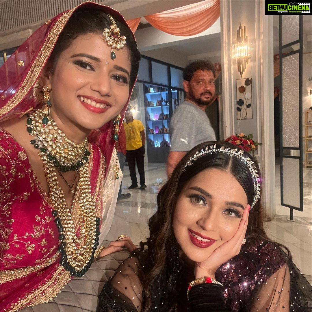 Mansi Srivastava - 35.2K Likes - Most Liked Instagram Photos
