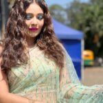 Mansi Srivastava Instagram - Freshly brewed in sun for some PICS for the gram ☀️🌞🌤🕶🕶🥲😛🤓 Styled by @shitalpatelsp ❤️❤️ 📸 @snehadchauhan1702 💖💖
