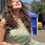 Mansi Srivastava Instagram - Freshly brewed in sun for some PICS for the gram ☀️🌞🌤🕶🕶🥲😛🤓 Styled by @shitalpatelsp ❤️❤️ 📸 @snehadchauhan1702 💖💖