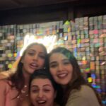 Mansi Srivastava Instagram - You All can’t backout from my weirdness now !!!! Its been way too long 😅🎈🎈🎭🎊💖 #aboutlastnight 🤪🥺 @officialsurbhic @shrenuparikhofficial @nehalaxmi_ @mreenaldeshraj @bharati_k