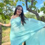 Mansi Srivastava Instagram - Sky blue is my fav color , next time bday pe kisi ko theme decide kerni hai toh 😂😂😂 Wearing @swtantraofficial 💙 📸 @reshav_bhardwaj 💯🙌💖