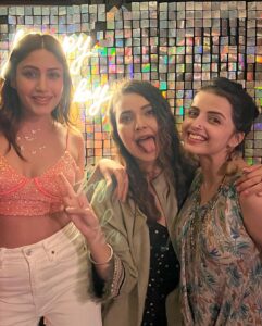 Mansi Srivastava Instagram - Happiest birthday to this Rockstar Superstar @officialsurbhic 💖💖💖
Who is the Jaan of our group 😇 May u be blessed with everything u desire 😍 love u 3000