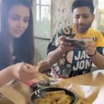 Mansi Srivastava Instagram - @foodwithkapil 😂😂😂 Thanks for the video @tanmaydhall 😅🤣