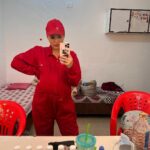 Mansi Srivastava Instagram - Anyone needs a plumber 👩‍🔧? 😜
