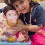 Mayuri Deshmukh Instagram - My gonduli twinning with Bappa ❤️❤️❤️