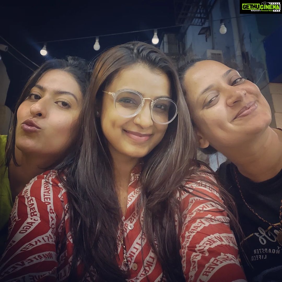 Mayuri Deshmukh Instagram - Issa Vibe!!! US❤️....