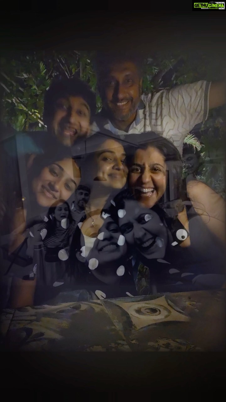 Mayuri Deshmukh Instagram - With my OLDEST and my BESTEST ❤️❤️❤️…somewhere, sometime 😉
