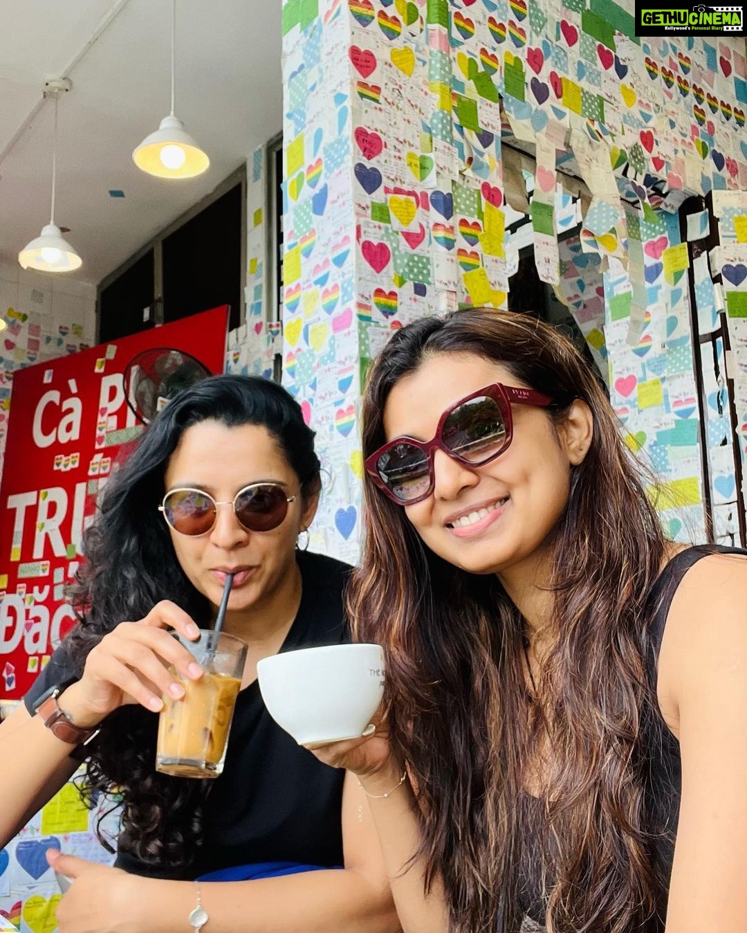 Mayuri Deshmukh Instagram - Appreciation post for the last beautiful 18 days!!🌸 @inscapedesigners : Thank you for creating and executing an incredible itinerary that gave us such varied and mind blowing experiences. Love you Phoever 😉😘😘😘 @equine.aviatrix : Yashu you were God sent for me filling in exactly where needed❤️🤗... You’ve earned a fan Captain 👩✈️ .. @chiragm2211 : My amazing Chiii, thank you for being the nicest guy on this planet…love you loads buffalo 🐃 🤗❤️ It was a much much needed rejuvenation and you all just made it special!! 🥂to the beautiful times together!!! Much love ❤️❤️❤️