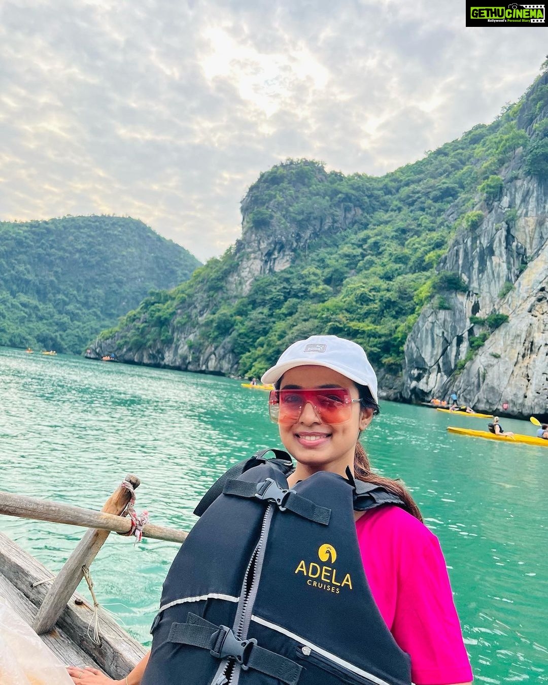 Mayuri Deshmukh Instagram - 🇻🇳..Part 2…☔️💚 Ninh Bình