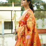Mayuri Deshmukh Instagram – Gorgeous exclusive Paithani @massakali_saree 🧡
📸 @nikhil.p.sawant 🧡
Beautiful Makeup by @priyankapotnis_makeupandhair 🧡
Hair by @makeoverby_sanyukta 🧡