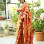 Mayuri Deshmukh Instagram – Gorgeous exclusive Paithani @massakali_saree 🧡
📸 @nikhil.p.sawant 🧡
Beautiful Makeup by @priyankapotnis_makeupandhair 🧡
Hair by @makeoverby_sanyukta 🧡