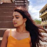 Mayuri Deshmukh Instagram - One Sunny Afternoon🌞 Few Good pics🧡