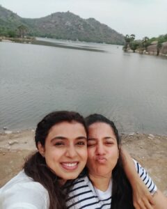 Mayuri Deshmukh Instagram - Happy birthday my dearest @ritucj 😘
 Looking back at how our journey started, almost a year back, I can't help but thank God for placing you so carefully in my life..
When I resumed work after a heavy emotional exhaustion, God knew exactly the friend I would need at work.. In no time you became a friend at play too, and the journey has consolidated into FOREVER..
We have witnessed a super tumultuous year, absorbed few shocks, been prey to some disappointing human behaviour, but we have come out gracious, TOGETHER..... I want to tell you Ritu that you are one of the most incredible woman and mother I know with an astute eye for all things beautiful... My Encyclopedia to Life and Mumbai.. Even though u tread beautifully between  family and self love, I still want to tell you that you are ENOUGH.. MORE THAN ENOUGH.. Those who understand you and love you are so privileged.. And I am happy to be One of Them... Wishing you love to the Moon and back 😘... Happiest birthday once again my darling ❤️
Tight hug,
Mayuri 🤗