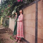 Mayuri Deshmukh Instagram – Shy….. But curious!!! 🌼🌸
👗- @labelnihaar ❤️