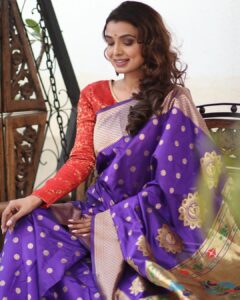 Mayuri Deshmukh Instagram - 💜💜💜
Saree @tanishqpaithani 
📸 @__shivanisurve__ 
HMU @snehal_makeover