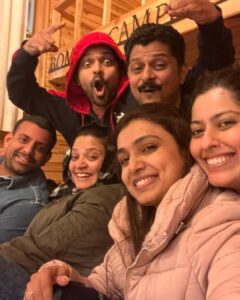 Mayuri Deshmukh Instagram - Ended 2022 with a 
Grateful Heart
Magical skies
My Sunshine souls 
And Beautiful memories !!!!
HAPPY NEW YEAR ALL💜