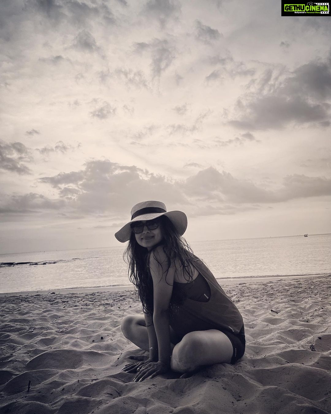 Mayuri Deshmukh Instagram - Some magical evenings, With magical skies, And magical solitude, Yearn to be recreated!! Magic can repeat itself right? Mango Bay - Phu Quoc, Vietnam