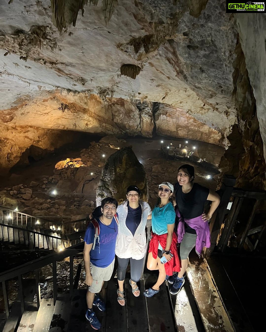 Mayuri Deshmukh Instagram - 🇻🇳 … Part 3🌸🌨💚 Phong Nha - Thiên Hạ Đệ Nhất Động