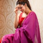 Mayuri Deshmukh Instagram - ❤️💜❤️ 👗@kautuka_couture 📸@__shivanisurve__ 💄@neetaamakeovers