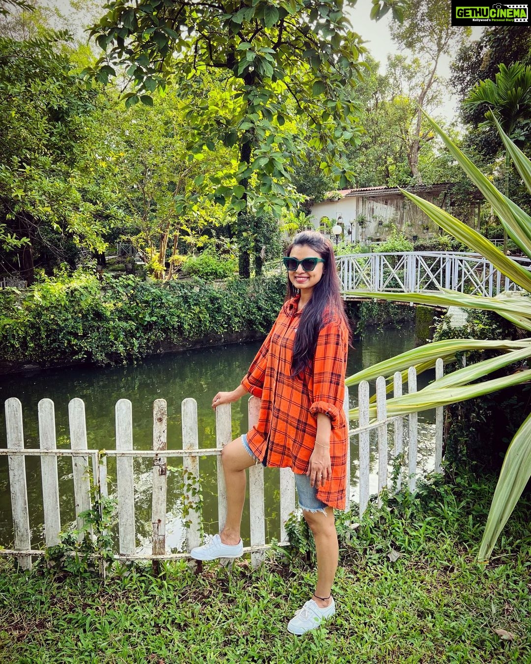 Mayuri Deshmukh Instagram - The more light you allow within, brighter the world you live in will be 🌸 📸: @omprakash_shinde 💚