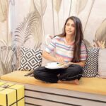 Megha Chakraborty Instagram - Small actions can have a big impact on the planet! Saving Water is just the beginning for me, and with the refreshing taste of Rajnigandha Pearls, I’m energized to do even more to help Mother Earth. Order online today. @rajnigandhasilverpearls Achchai Ki Ek Alag Chamak hoti Hain 😀 #AchchaiKiEkAlagChamakHotiHai #Cardomom #Saffron #Elaichi #Silver #SilverCoatedElaichi #Freshness #MouthFreshener #Goodness #RajnigandhaPearls #HarPearlTaazgi #Ad #meghachakraborty