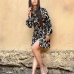 Megha Chakraborty Instagram - Dressed to kill 😉 Designed by: @meenalrshah #meghachakraborty #dress #look #potd #hot #black #outfit