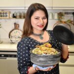 Megha Dhade Instagram - 🙏🏻 Check out the new recipe on my YouTube channel by clicking on the link in my bio. #chickendumbiryani #chickenbiryani