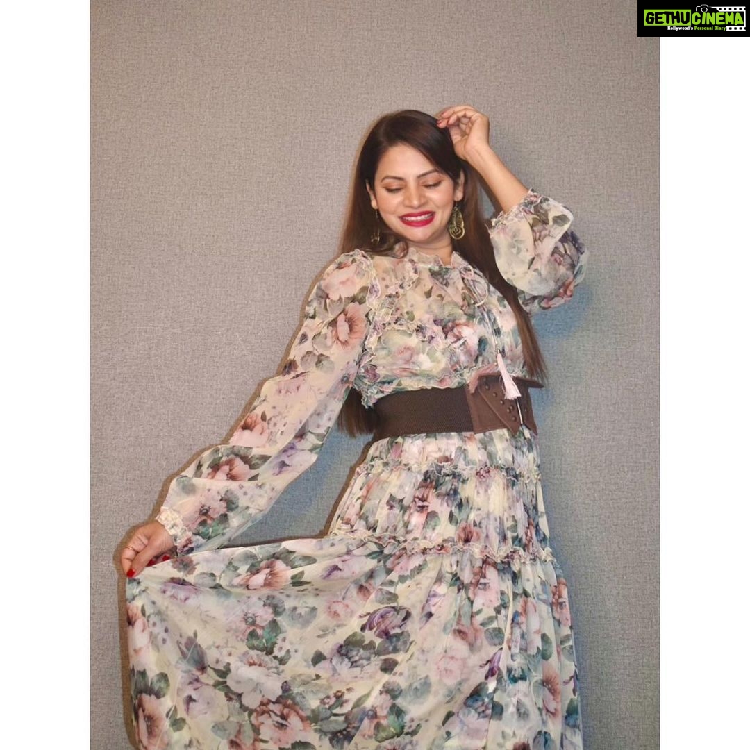 Megha Dhade Instagram - All the feels 🧚🏻♀️ Styled by : @priyankadesai2168